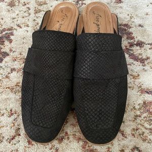 Free people black mules
